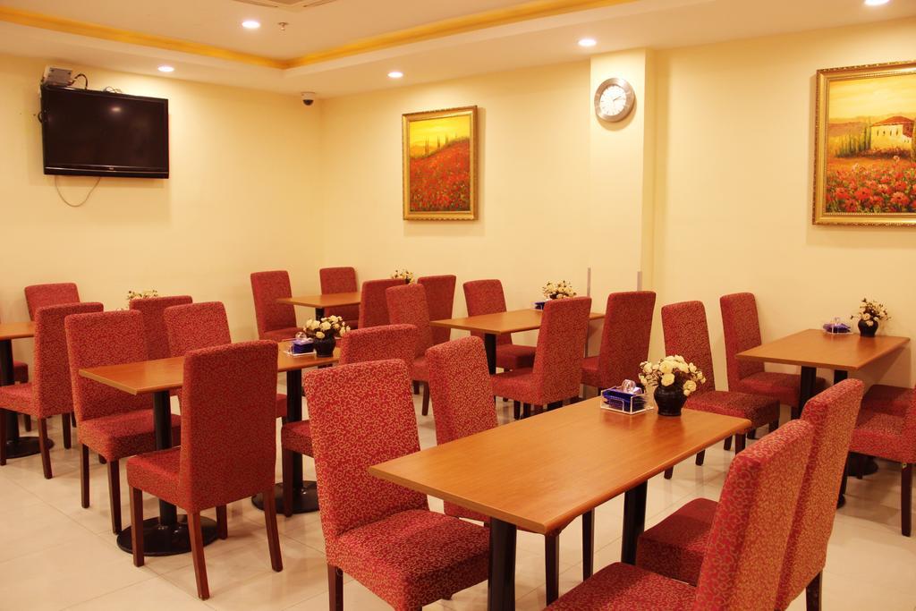 Hanting Hotel Shanghai Hongqiao Railway Station Huqingping Highway Buitenkant foto