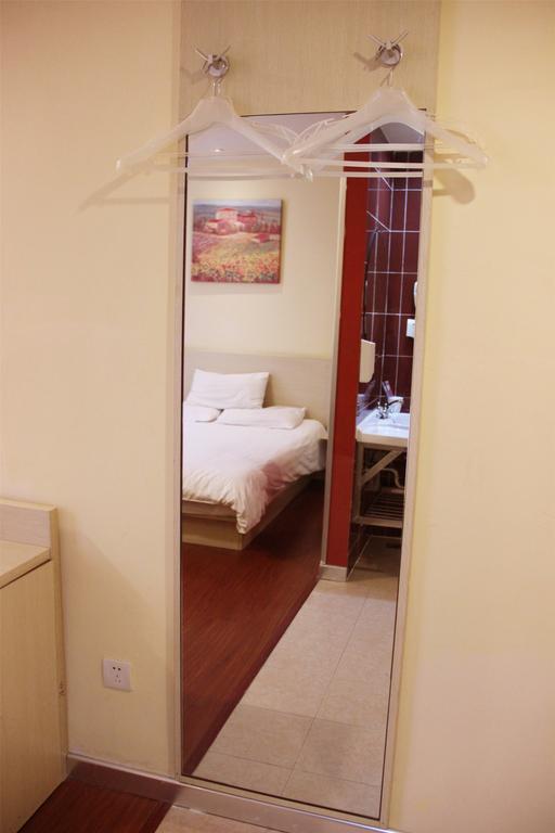 Hanting Hotel Shanghai Hongqiao Railway Station Huqingping Highway Buitenkant foto